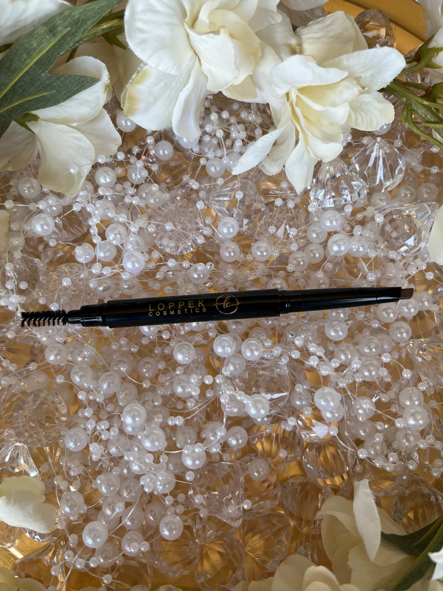 Ultra-Slim Eyebrow Pencil With Spoolie