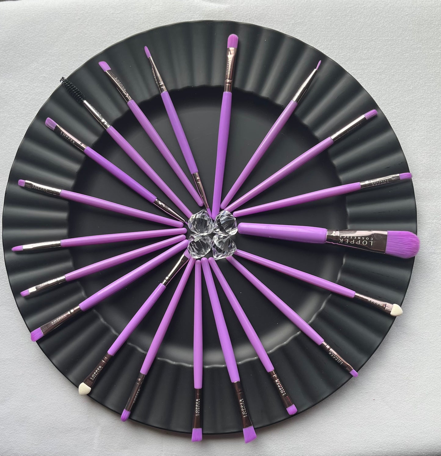 Loppek Cosmetic's 20 Piece Brush set with eyebrow brush