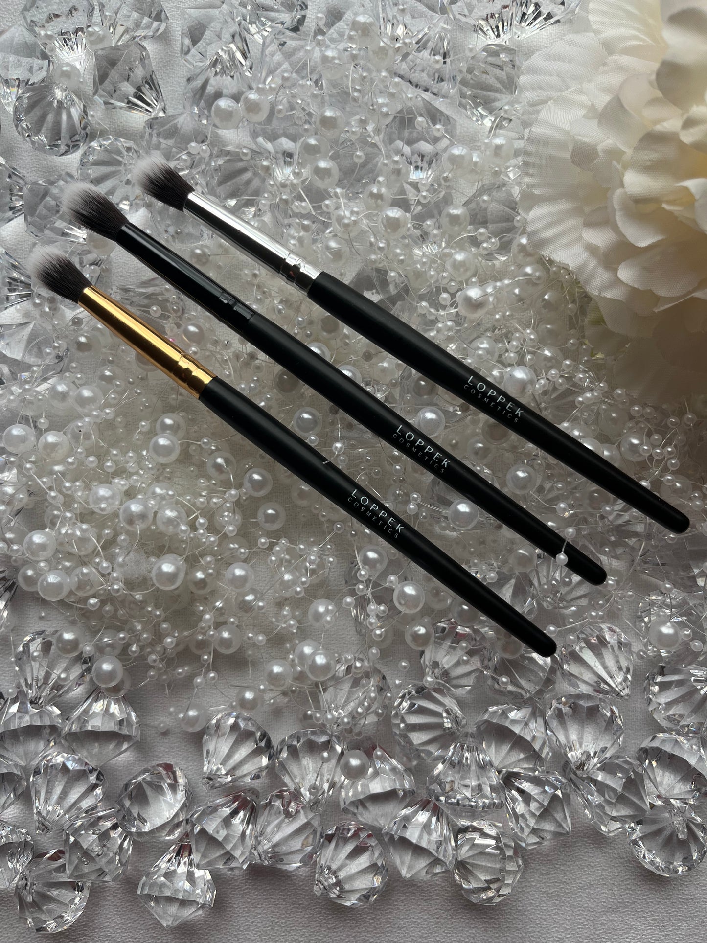 Loppek Cosmetic's signature individual Eyeshadow Brush